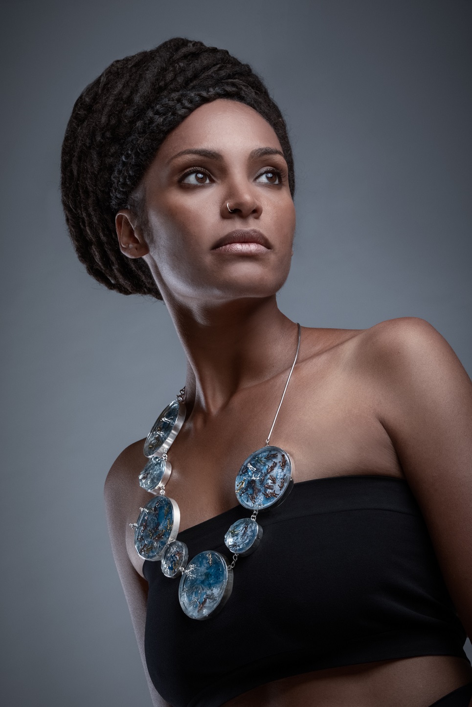 2018 Migrants collection Walking on the death Contemporary jewelry designer Fabiana Fusco