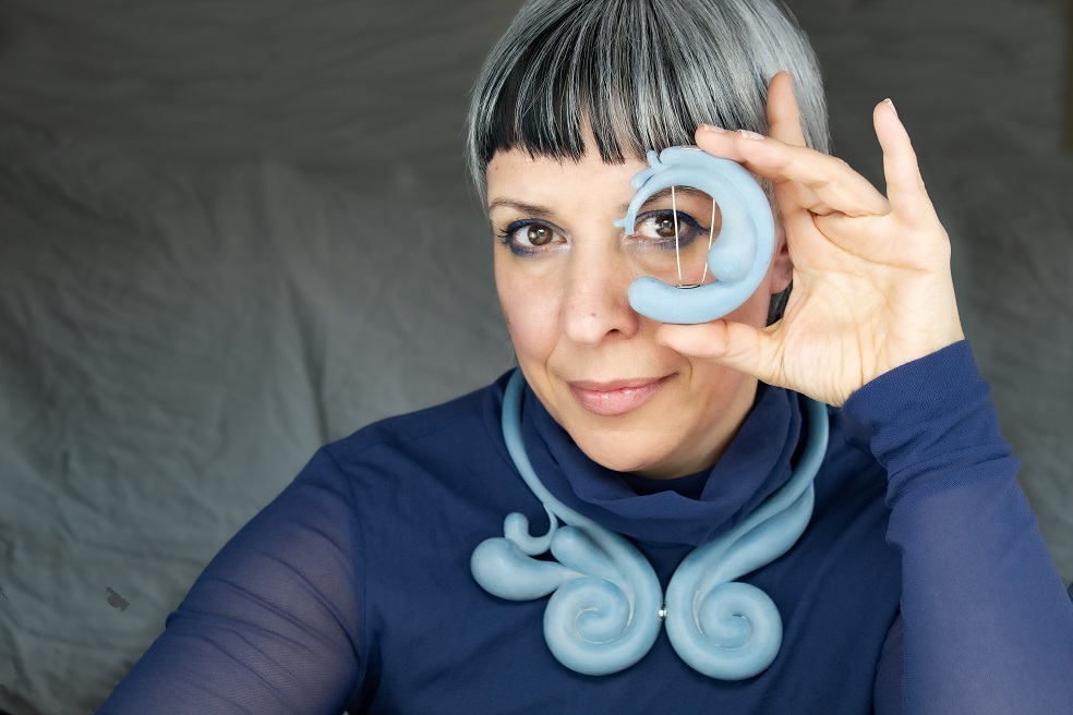 2025Acqua collection Necklaace and brooch Splash Contemporary jewelry designer Fabiana Fusco